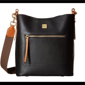 BRAND NEW Dooney & Bourke Roxy Bag
